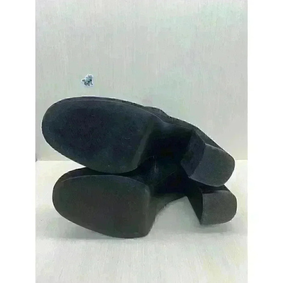 Steve Madden Main Women’s Black Suede Leather Block Heels Booties Size US 10 M - Picture 10 of 10